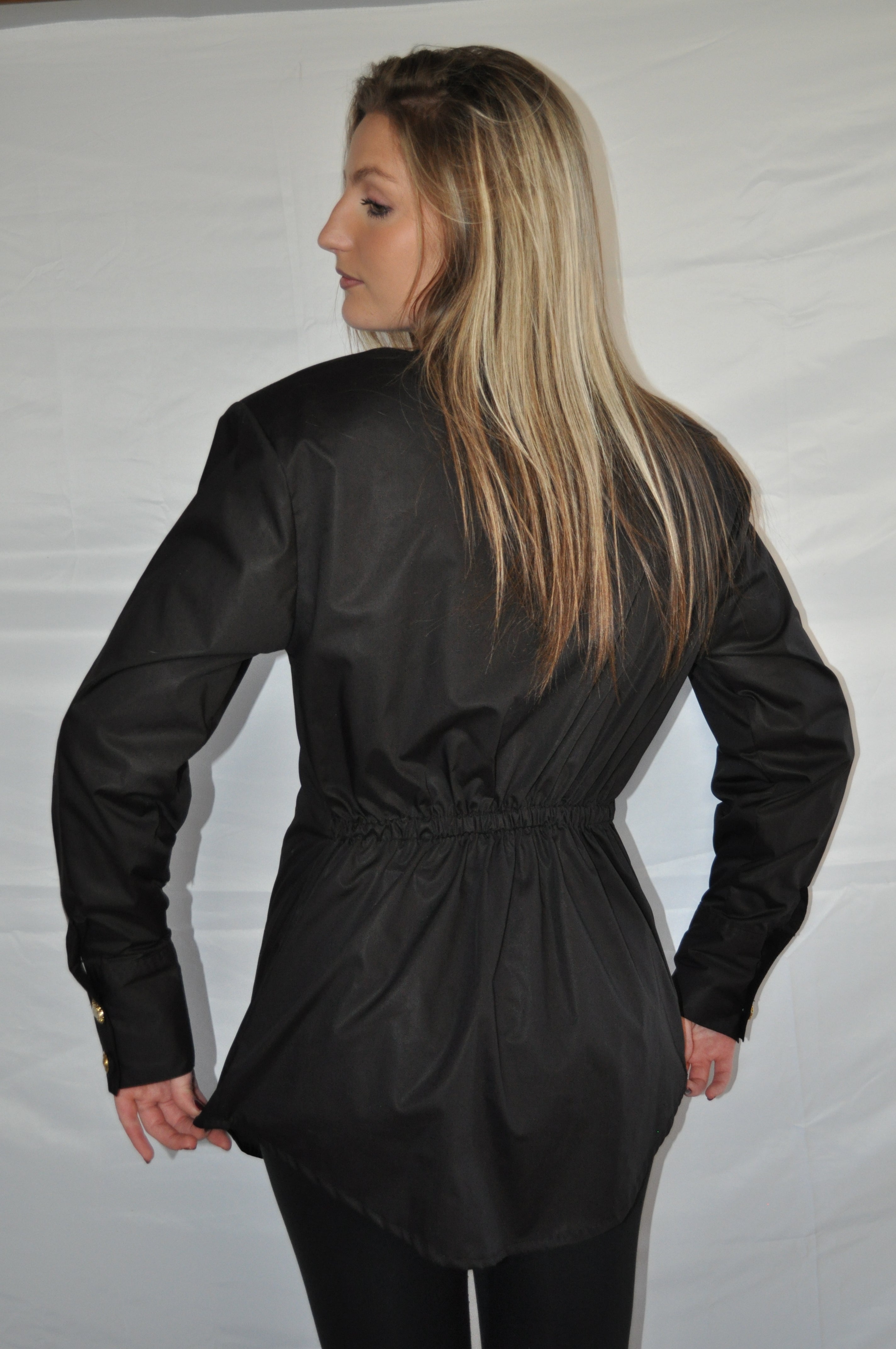 Chemise Noire avec col
